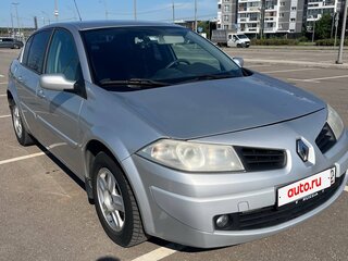 2007 Renault Megane II Рестайлинг, серебристый, 380000 рублей, вид 2