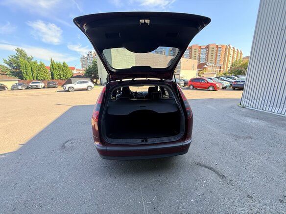 2006 Ford Focus II, красный, 420000 рублей - вид 6