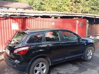 2013 Nissan Qashqai I Рестайлинг, чёрный, 990000 рублей, вид 2