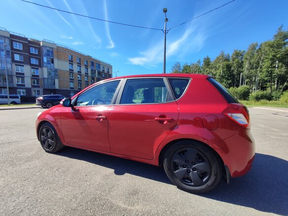 2011 Kia Ceed I Рестайлинг, красный - вид 8