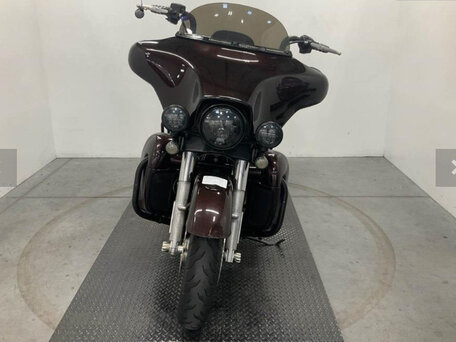 2011 Harley-Davidson Street Glide, пурпурный, 640000 рублей, вид 4