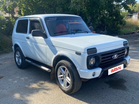2012 Lada (ВАЗ) 2121 (4x4) I Рестайлинг, белый, 500000 рублей, вид 3