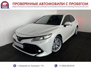 2019 Toyota Camry VIII (XV70), белый, 2540000 рублей, вид 1