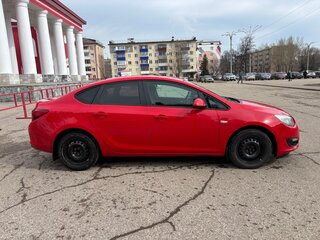 2012 Opel Astra J Рестайлинг, красный, 500000 рублей, вид 2