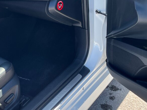 2019 Toyota Camry VIII (XV70), белый, 2940000 рублей - вид 14