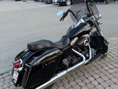 2012 Harley-Davidson Dyna Switchback, чёрный, 700000 рублей, вид 1