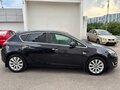 2013 Opel Astra J Рестайлинг, чёрный, 900000 рублей - вид 8