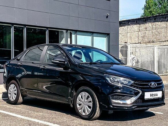 2026 Lada (ВАЗ) Vesta I Рестайлинг (NG), чёрный, 1735000 рублей - вид 1