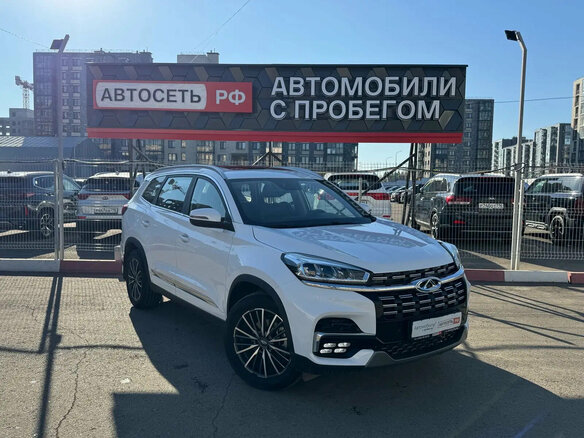 2023 Chery Tiggo 8 I Рестайлинг, белый, 1935000 рублей