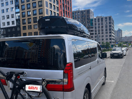 2020 Toyota HiAce H300, серый, 6000000 рублей, вид 3