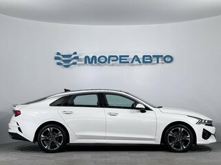 2020 Kia K5 III, белый, 2500000 рублей, вид 4
