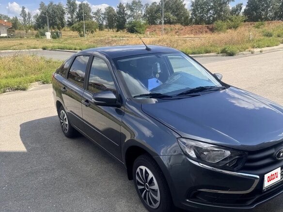 2024 Lada (ВАЗ) Granta I Рестайлинг, серый, 800000 рублей - вид 1