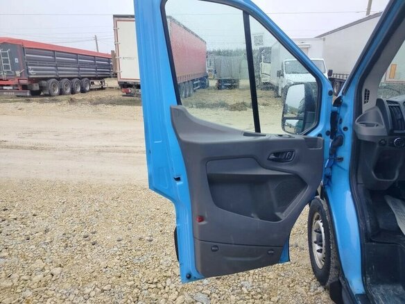 2021 Ford Transit, синий, 1960000 рублей - вид 8