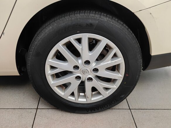 2013 Renault Fluence I Рестайлинг, белый, 519000 рублей - вид 24