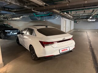 2021 Hyundai Elantra VII (CN7), белый, 2100000 рублей, вид 5