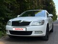 2013 Skoda Octavia II (A5) Рестайлинг, белый, 1000000 рублей - вид 1