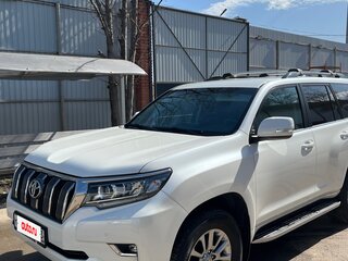 2018 Toyota Land Cruiser Prado 150 Series Рестайлинг 2, белый, 5700000 рублей, вид 1