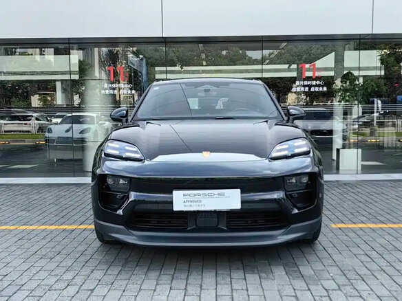 2025 Porsche Macan 4 II, чёрный, 12100000 рублей - вид 1