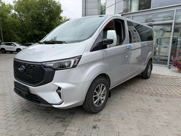 2026 Ford Transit Custom, серебристый, 6700000 рублей