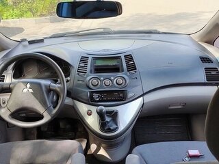 2006 Mitsubishi Grandis I, бежевый, 560000 рублей, вид 4
