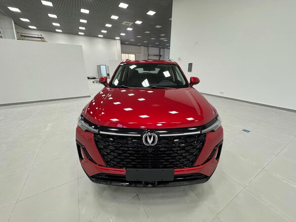 2024 Changan CS35 Plus I Рестайлинг, красный, 2709900 рублей - вид 2