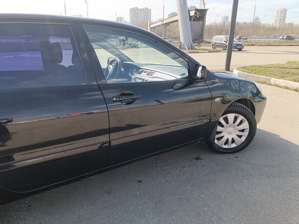 2005 Mitsubishi Lancer IX Рестайлинг, чёрный, 550000 рублей - вид 5