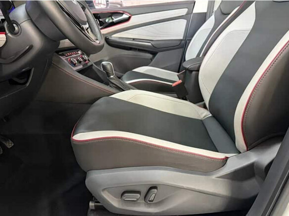2023 Jetta VS7 I Рестайлинг 1, белый, 1488999 рублей - вид 10