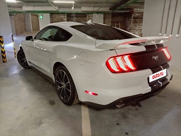2022 Ford Mustang VI Рестайлинг, белый, 3795000 рублей - вид 17
