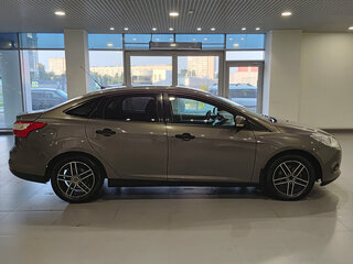 2013 Ford Focus III, коричневый, 565000 рублей, вид 4