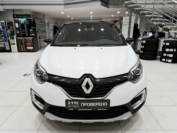 2017 Renault Kaptur I, белый, 850000 рублей - вид 1