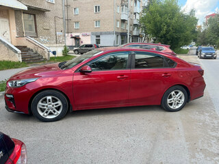 2018 Kia Cerato IV, красный, 1790000 рублей, вид 3
