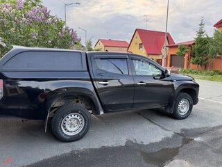 2019 Mitsubishi L200 V Рестайлинг, чёрный, 1950000 рублей, вид 3
