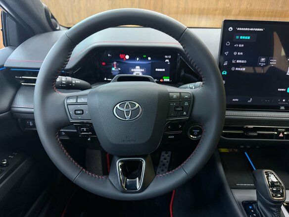 2026 Toyota Camry IX (XV80) China Market Рестайлинг, чёрный, 4881660 рублей - вид 11