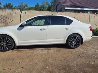 2014 Skoda Octavia III (A7), белый, 1600000 рублей, вид 5