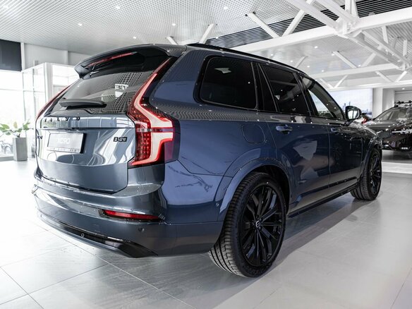 2026 Volvo XC90 B5 II Рестайлинг 2, синий, 12550000 рублей - вид 5
