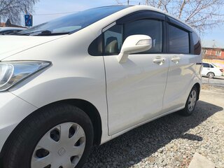 2012 Honda Freed I Рестайлинг, белый, 1180000 рублей, вид 3