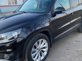 2012 Volkswagen Tiguan I Рестайлинг, чёрный, 1100000 рублей, вид 4
