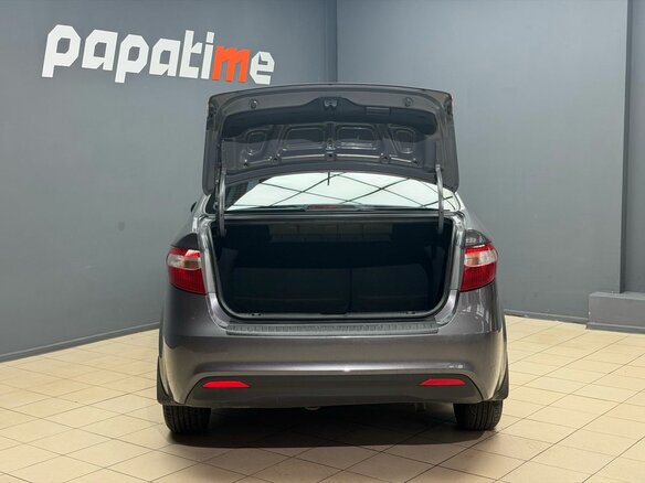 2013 Kia Rio 4-speed III, серый, 930000 рублей - вид 4