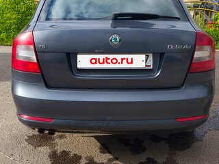 2012 Skoda Octavia II (A5) Рестайлинг, серый, 1350000 рублей, вид 5
