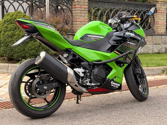 2020 Kawasaki Ninja 400, зелёный, 530000 рублей - вид 12
