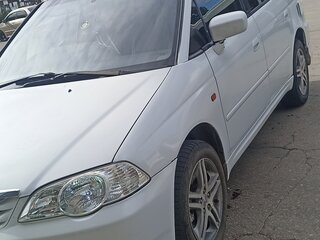 2000 Honda Odyssey II, белый, 600000 рублей, вид 1