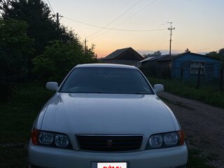 1997 Toyota Chaser VI (X100), белый, 850000 рублей, вид 1