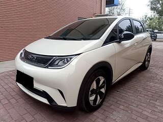 2025 BYD Dolphin 44.9 kWh I, белый, 1749000 рублей, вид 1