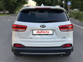 2017 Kia Sorento III Prime, белый, 3900000 рублей, вид 5