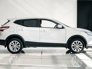 2018 Nissan Qashqai II, белый, 1580000 рублей, вид 4