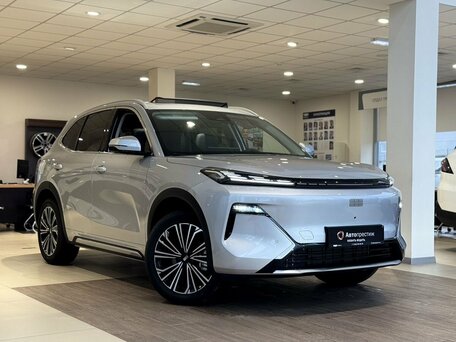 2026 Geely EX5 Гибрид EM-R, серебристый, 3829990 рублей, вид 5