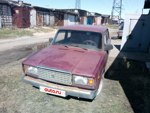 2004 Lada (ВАЗ) 2107, пурпурный, 125000 рублей