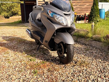 2016 Suzuki Burgman (SkyWave) 400, серебристый, 400000 рублей, вид 3