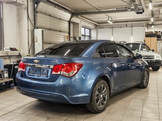 2013 Chevrolet Cruze I Рестайлинг, синий, 699000 рублей, вид 3