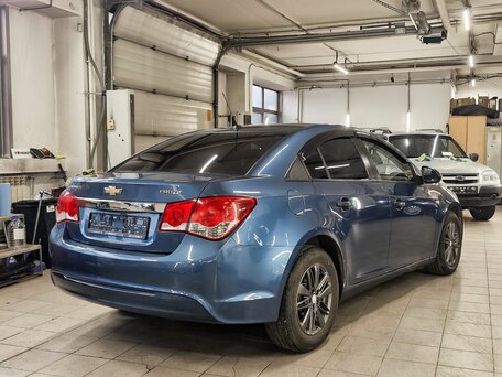 2013 Chevrolet Cruze I Рестайлинг, синий, 668000 рублей, вид 3
